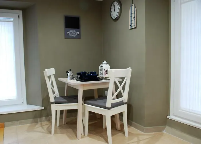 Rhomenjoy Vatican Lejlighed